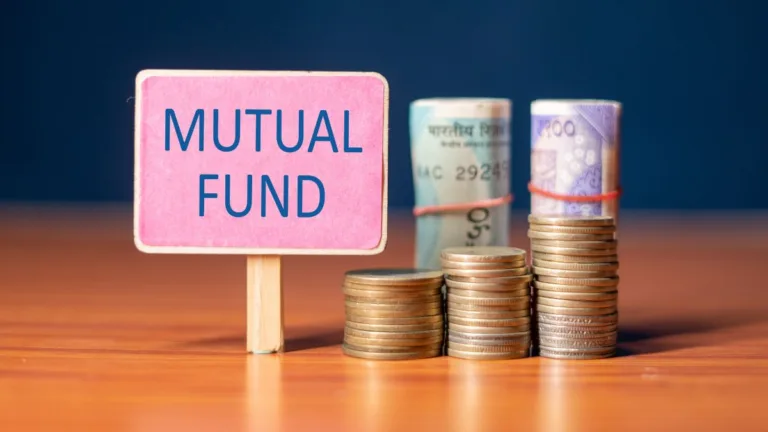 mutual fund size impact Marathi
